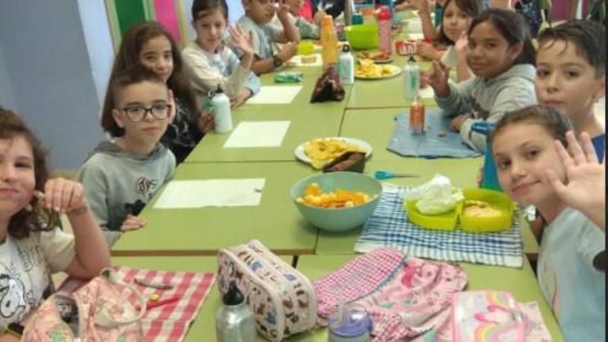 La calidad de los menús colma la paciencia de las Anpas de Moaña que convocan una protesta