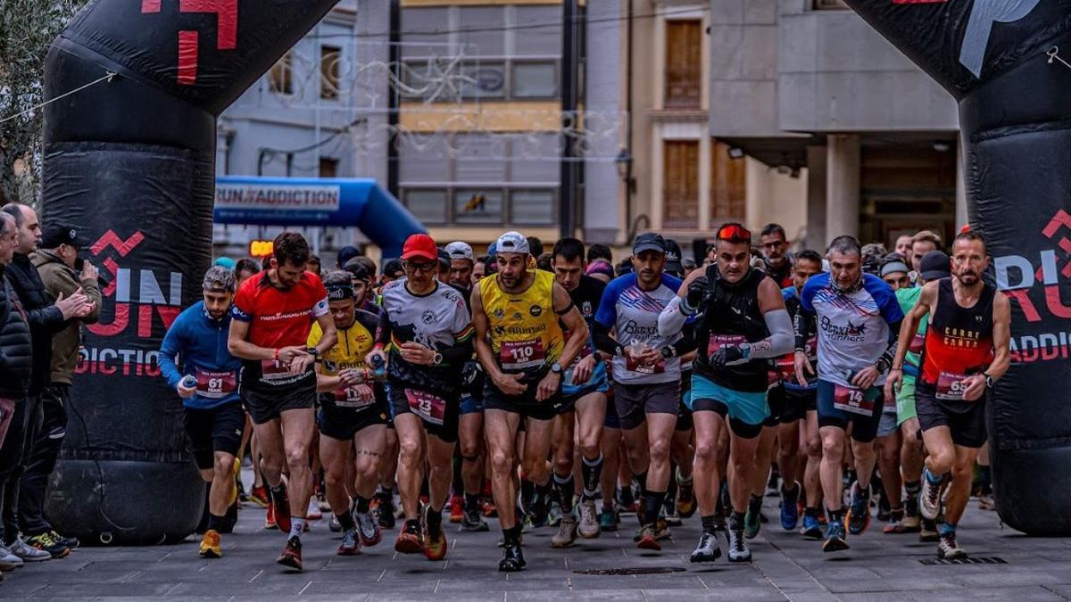 Salida de la Trail Pics de Betxí del 2025, con tres recorridos: 9, 16 y 23 kilómetros.