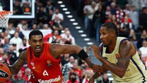 El Barça atura la crisi amb un triomf agònic a Múnic