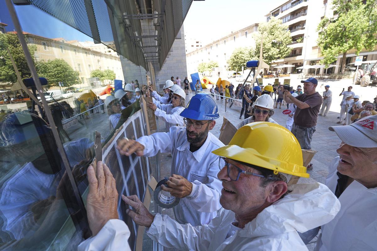 Les imatges de la protesta contra els Macroprojectes energètics