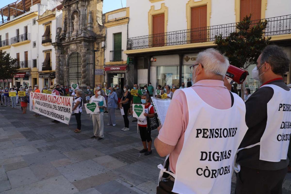 Los mayores reclaman un sistema público que garantice "una vejez digna"