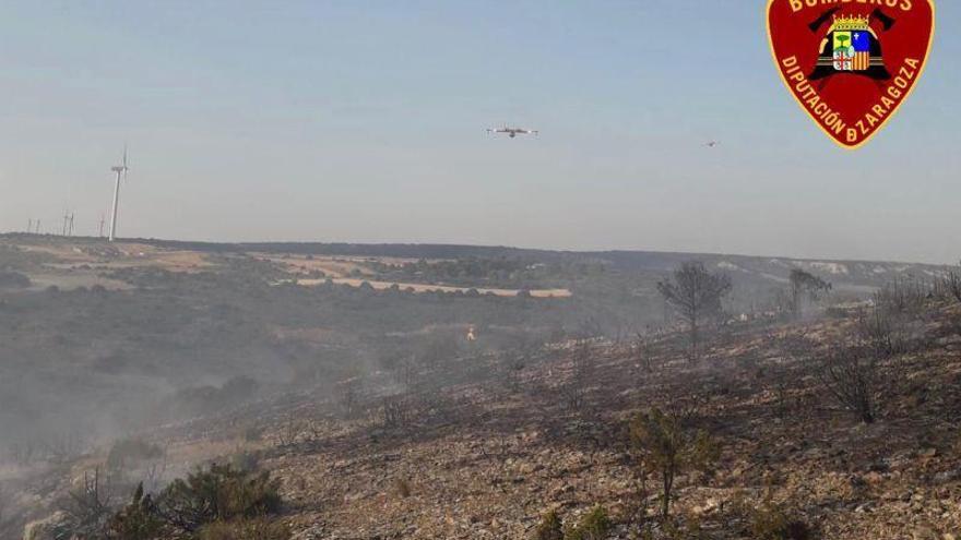 Un incendio ya controlado ha calcinado 19 hectáreas en las inmediaciones de Fuendetodos