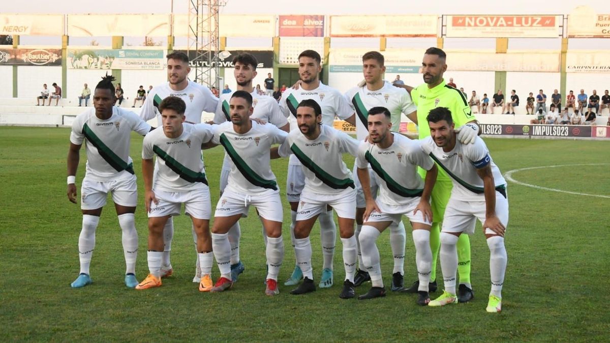 Equipo titular del Córdoba CF en el Trofeo de Pozoblanco.
