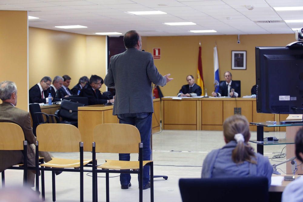 Miguel Zerolo declara en la vista judicial