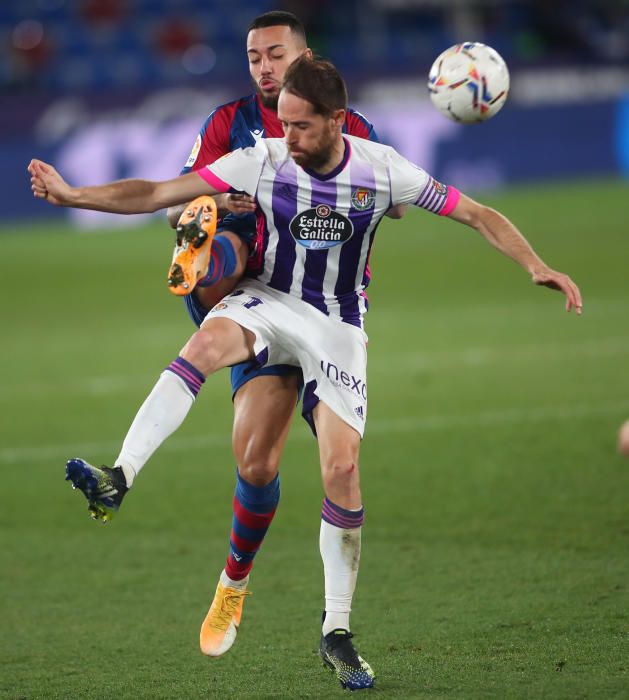 Levante - Real Valladolid, en imágenes