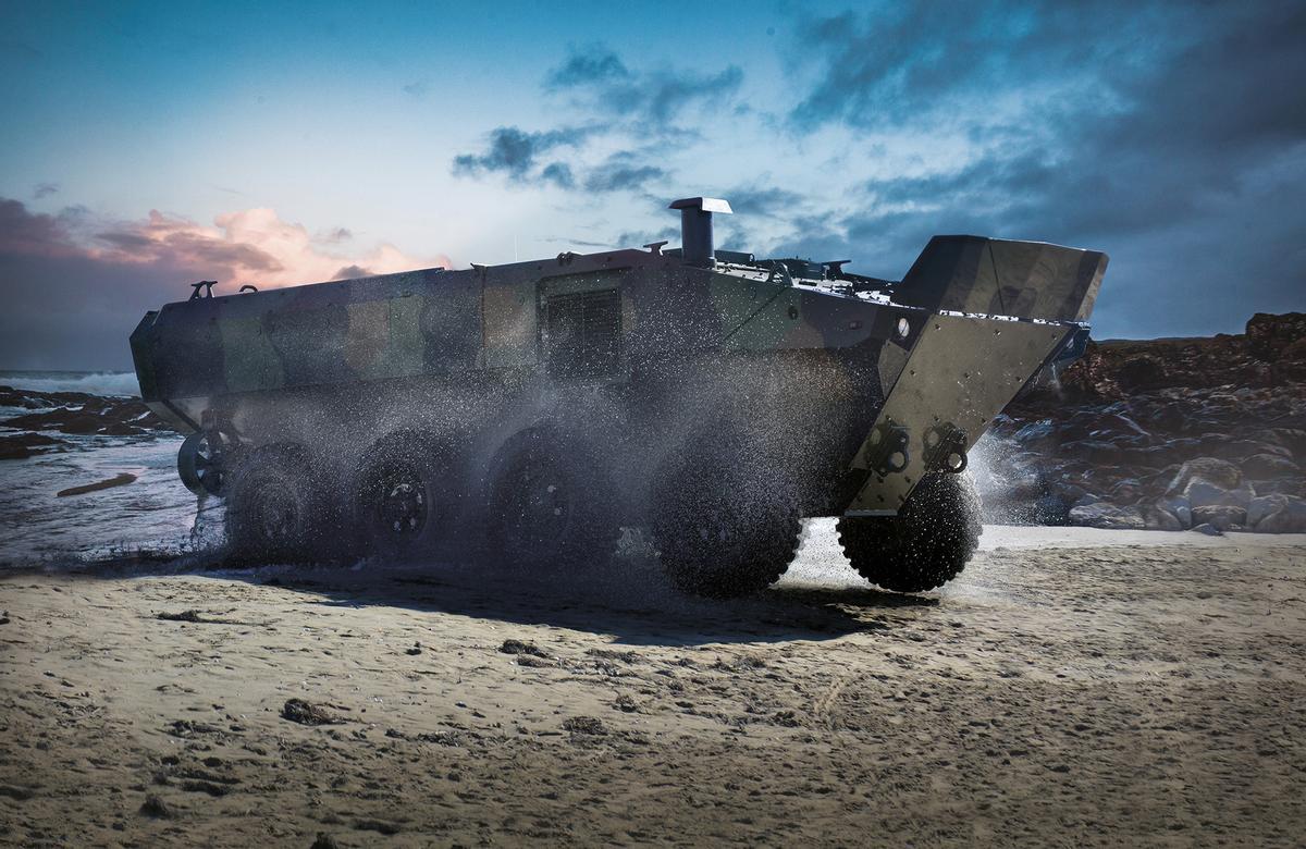 Indra e IDV firman un acuerdo estratégico para dotar a la Infantería de Marina española con 34 blindados anfibios SUPERAV 8x8 — image 5