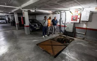 Vila, pendiente de terminar la canalización para poder aprovechar el agua que un acuífero vierte en un ‘parking’