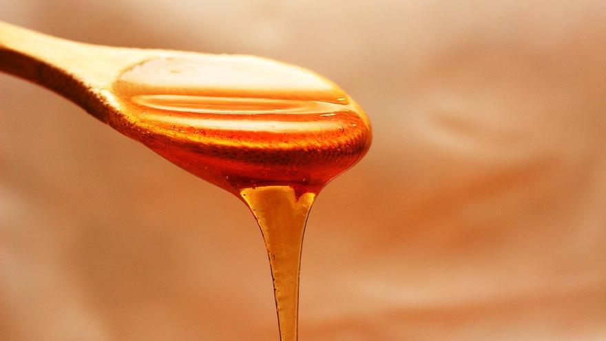 Descubre lo que ocurre en tu cuerpo si comes miel a diario