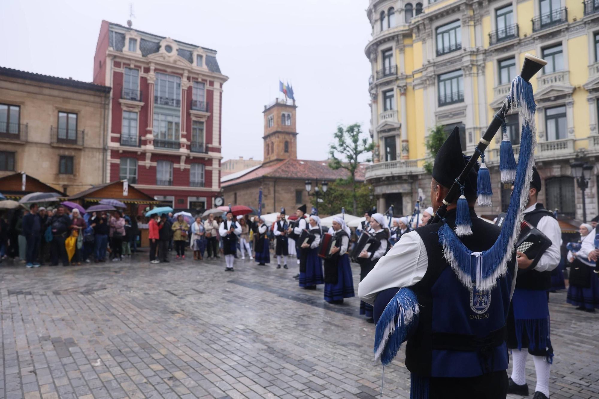 EN IMÁGENES | Último día de la feria de La Ascensión que convivió con el partido por el ascenso
