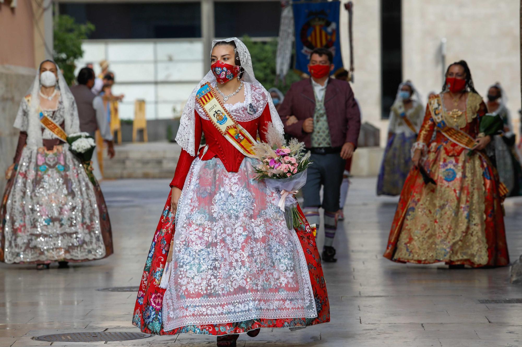 Búscate en el primer día de la ofrenda por las calles del Mar y Avellanas entre las 18:00 y las 19:00 horas