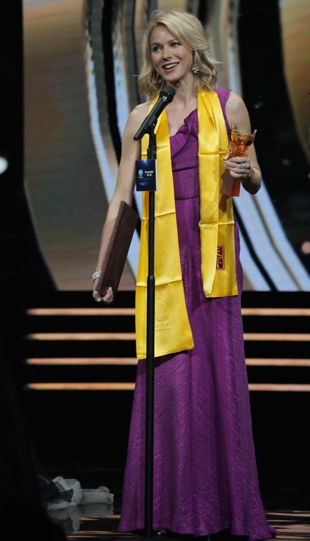 Naomi Watts agradece su premio Huading a Mejor Actriz