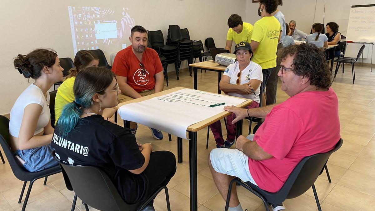 Primera feria de asociacionismo en La Hoya
