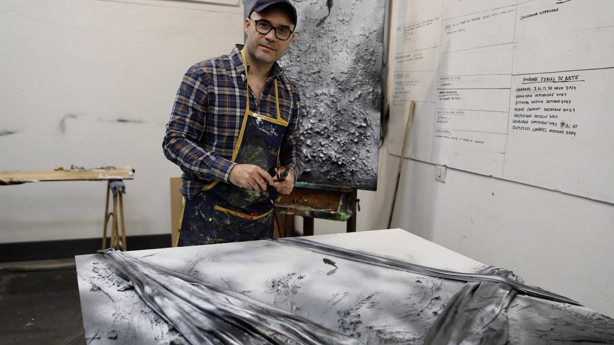 Marcos Tamargo, ayer, en su estudio.