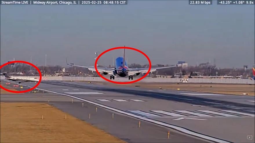 Impactantes imágenes de dos aviones a punto de chocar en el aeropuerto de Chicago