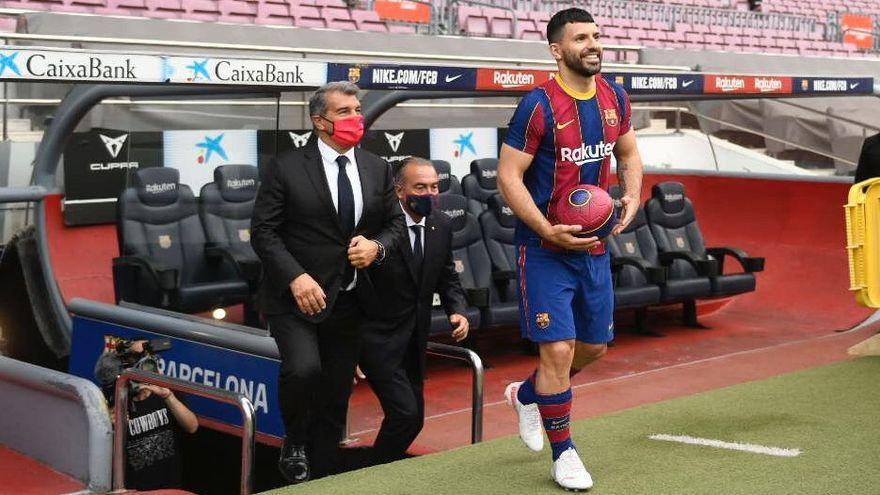 Presentación de Kun Agüero como nuevo jugador del Barça.