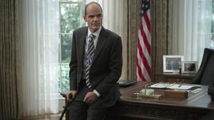 El actor Michael Kelly, en el papel de Doug Stamper, en la serie de Netflix ’House of cards’.