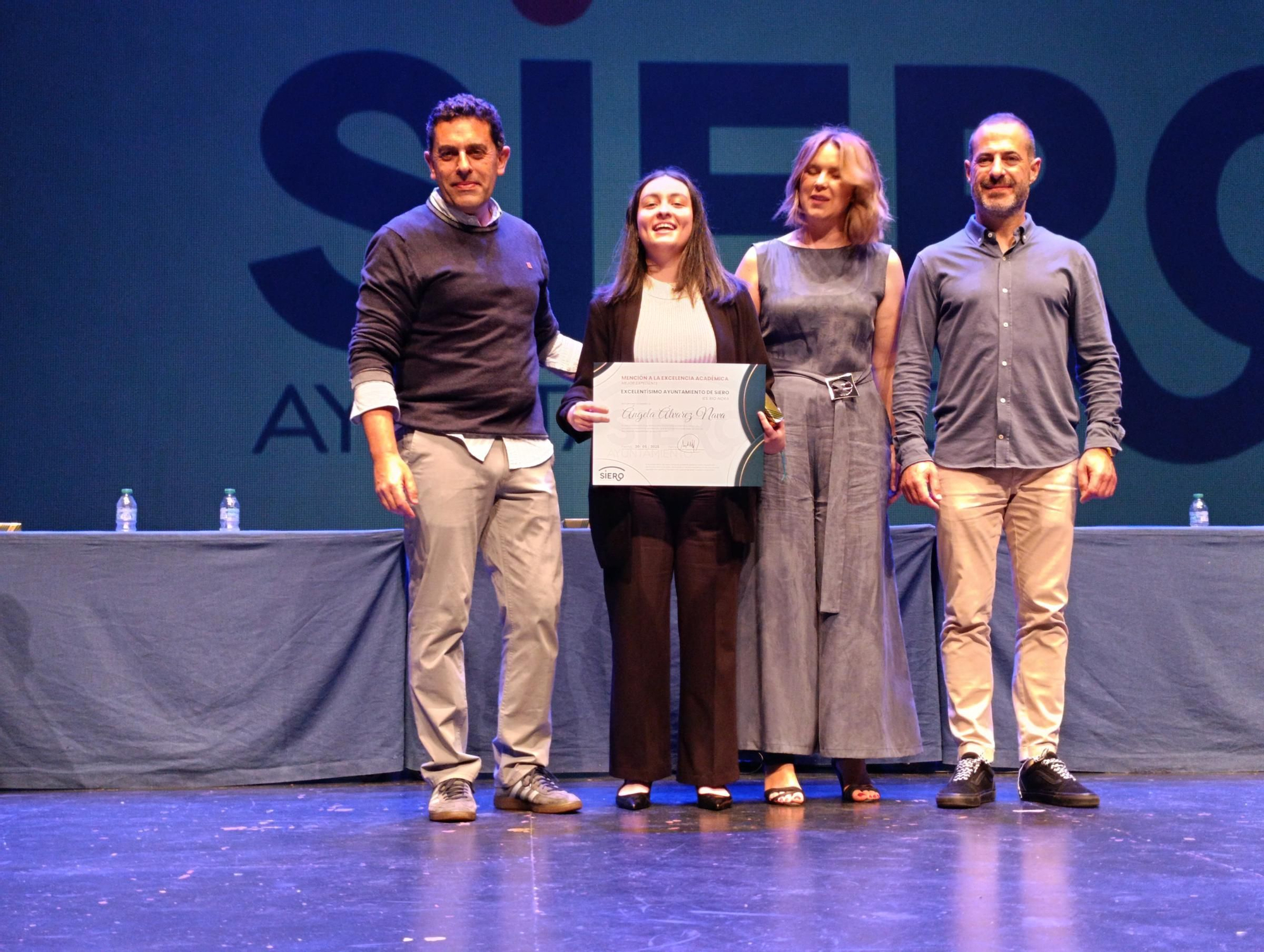 La excelencia académica se premia en Siero