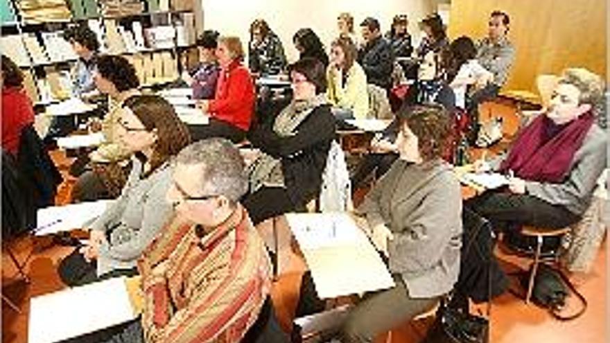 Un moment de l&#039;inici de la sessió acadèmica realitzada al Call de Girona.