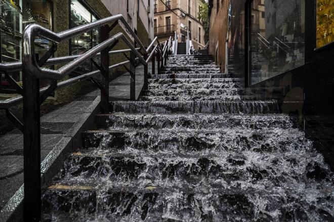 Fotogalería | Cae una tromba de agua en Cáceres este jueves
