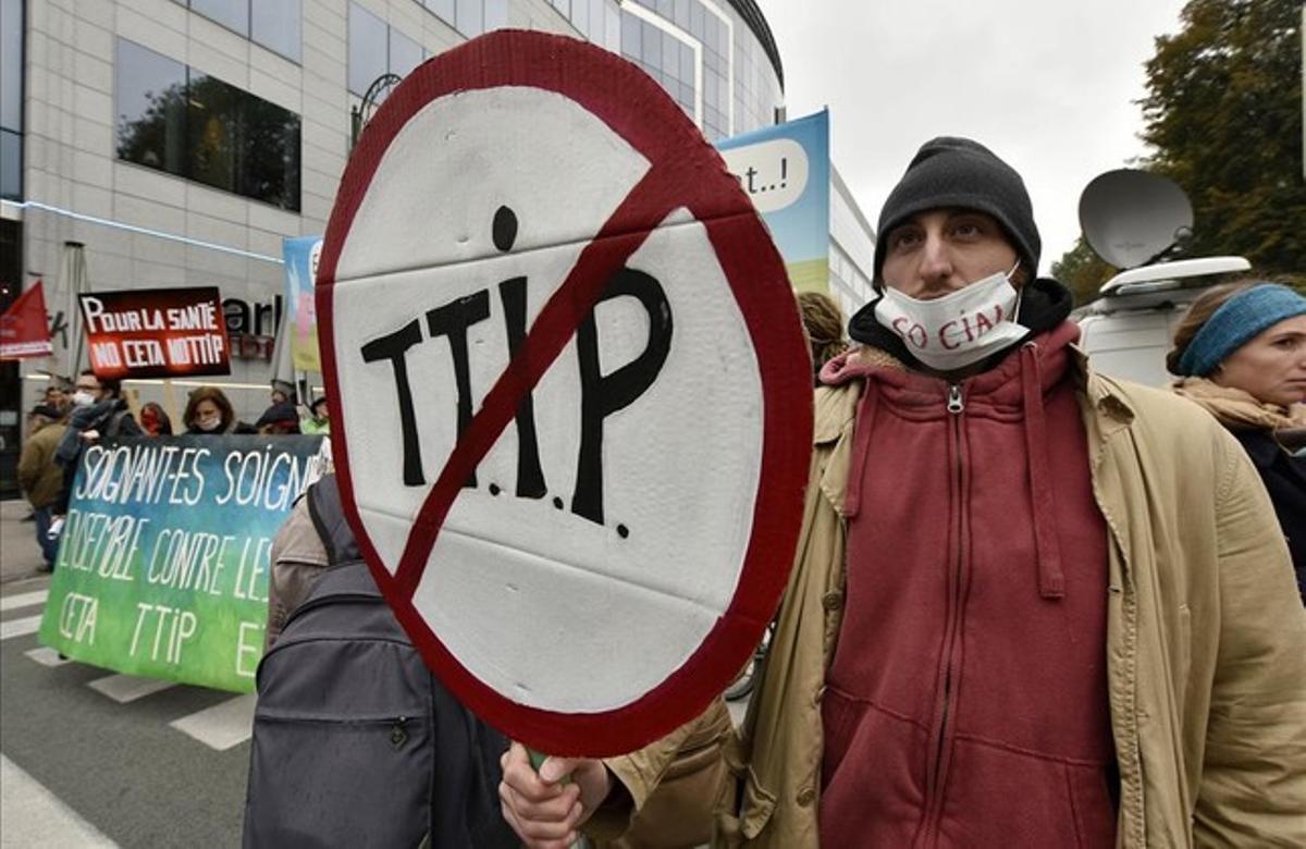 Manifestació contra el TTIP, el 15 d’octubre, a Brussel·les.