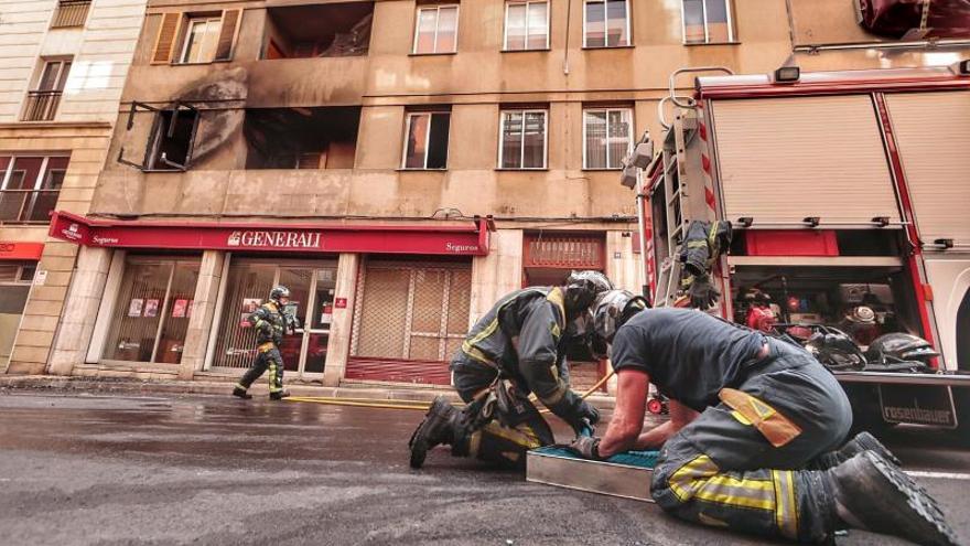 Un incendio en una vivienda de Santa Cruz crea alarma entre los vecinos