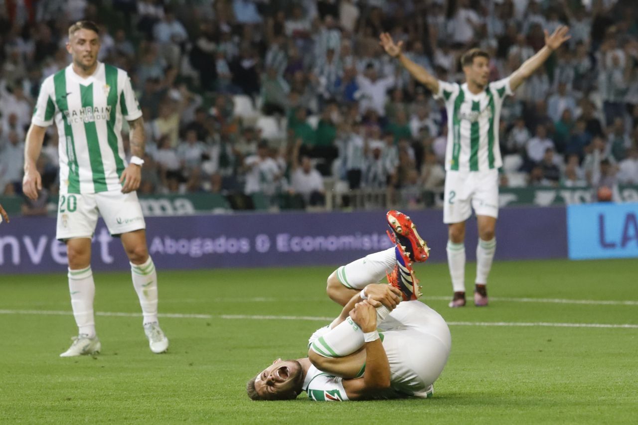 El Córdoba CF-Levante UD, las imágenes del partido de la Liga Hypermotion