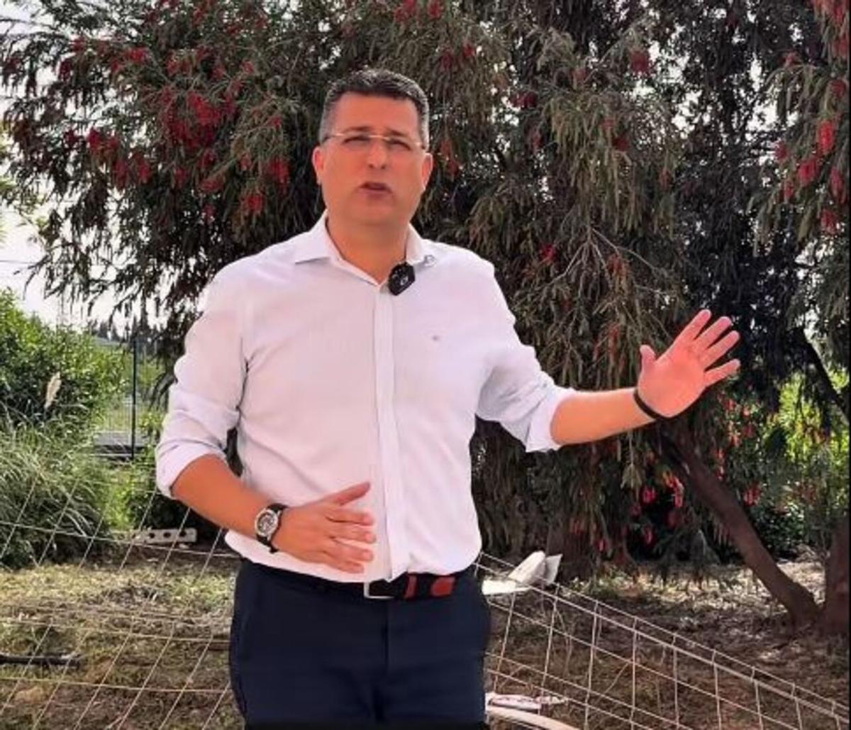Adsuara denuncia el mal estado de laszonas verdes de Alfalares.