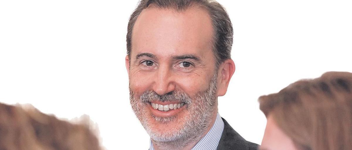 Gabriel Le Senne: un negacionista contra l’avortament, la violència masclista i els drets LGTBI Gabriel Le Senne: un negacionista contra l’avortament, la violència masclista i els drets LGTBI