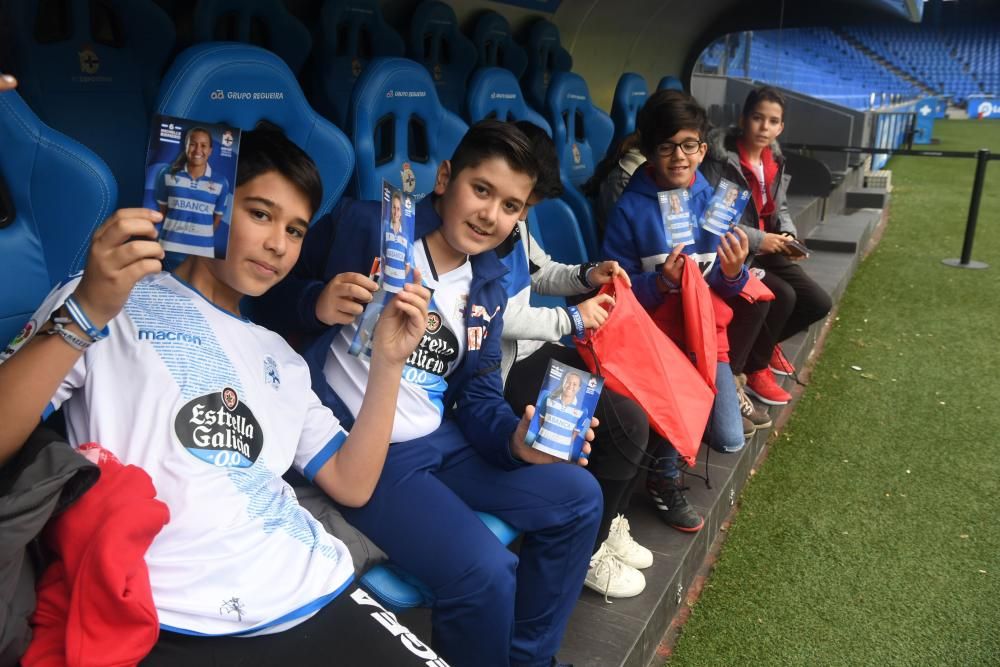 Cerca de medio centenar de alumnos fueron invitados a disfrutar de la experiencia blanquiazul y a conocer las entrañas del deportivismo.