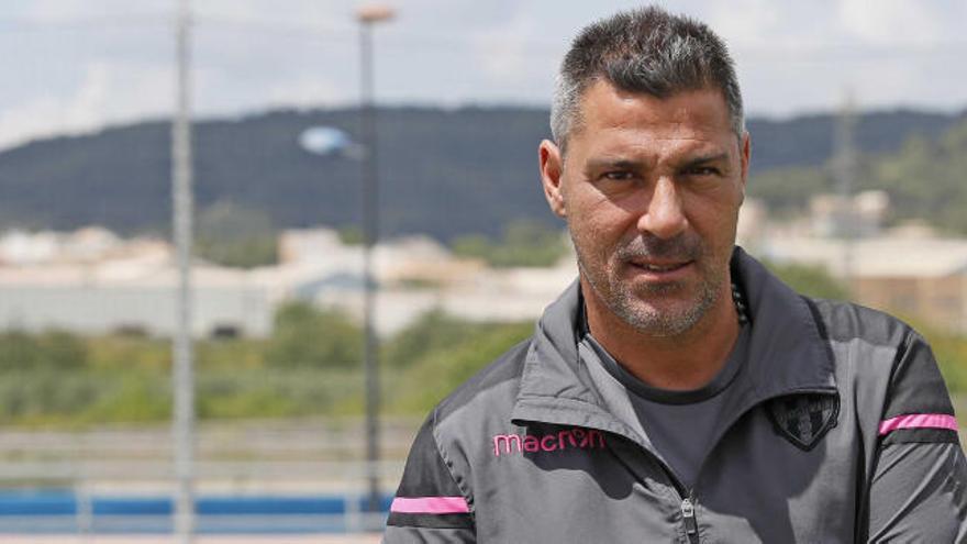 Adiós al entrenador del ascenso