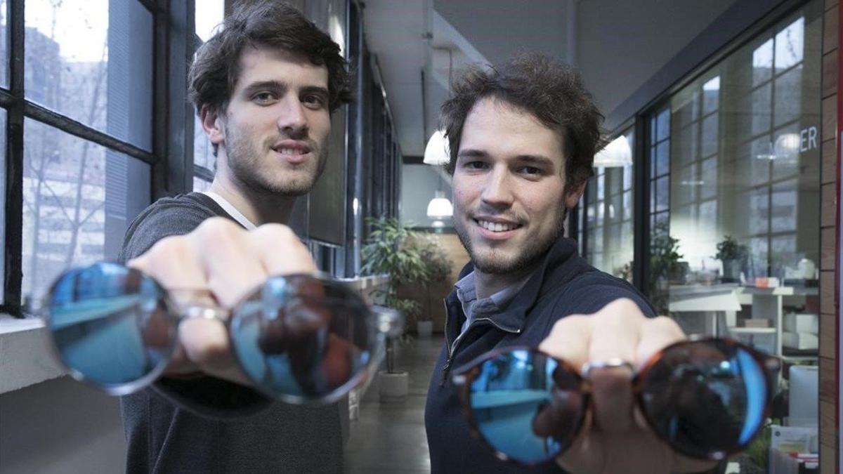 Sergi Benet y Marco Grandi, cofundadores de la firma de gafas de sol y relojes Meller.