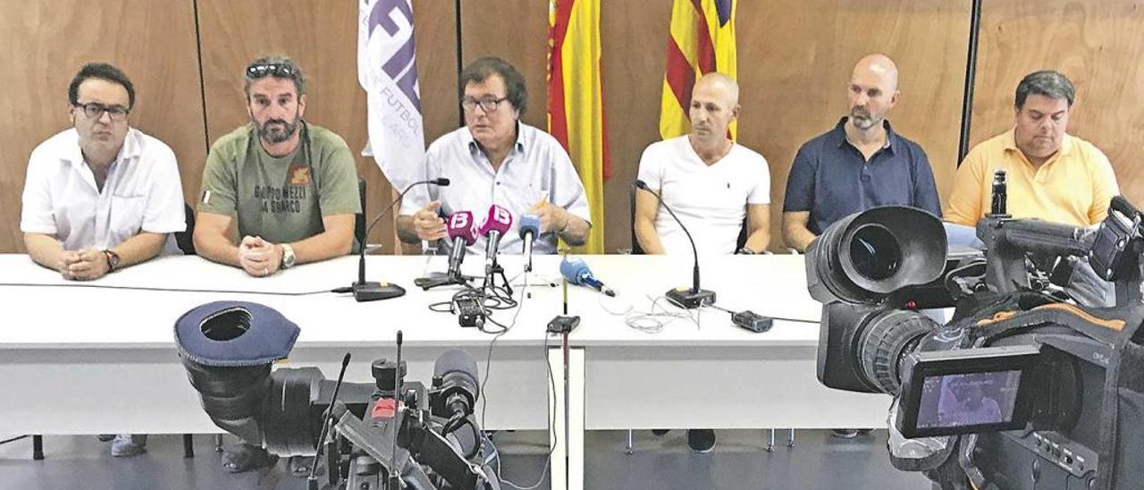 La Federación Balear presentó ayer en Son Malferit el Código Ético en el fútbol.