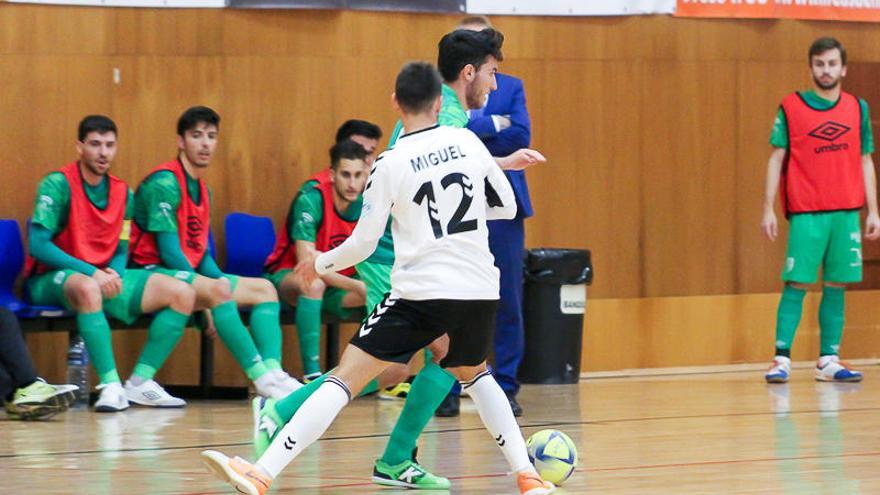 El BeSoccer UMA Antequera gana con contundencia en su visita al Rivas Futsal.