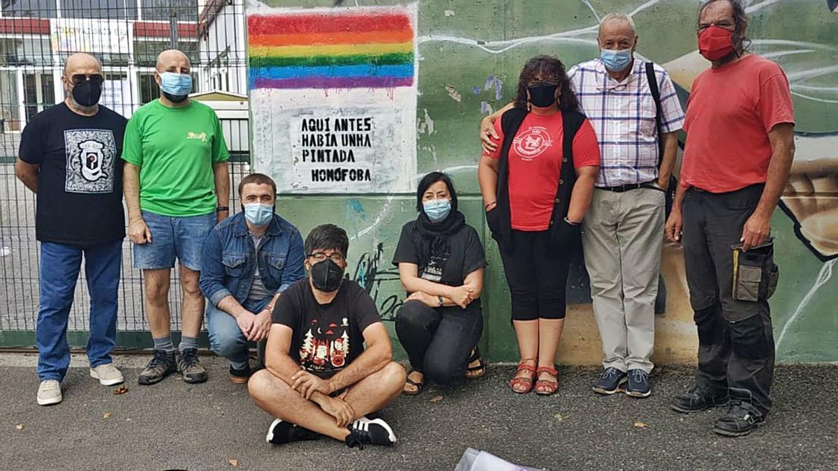 El BNG devuelve el arcoíris Lgbti al instituto Miraflores | LA OPINIÓN