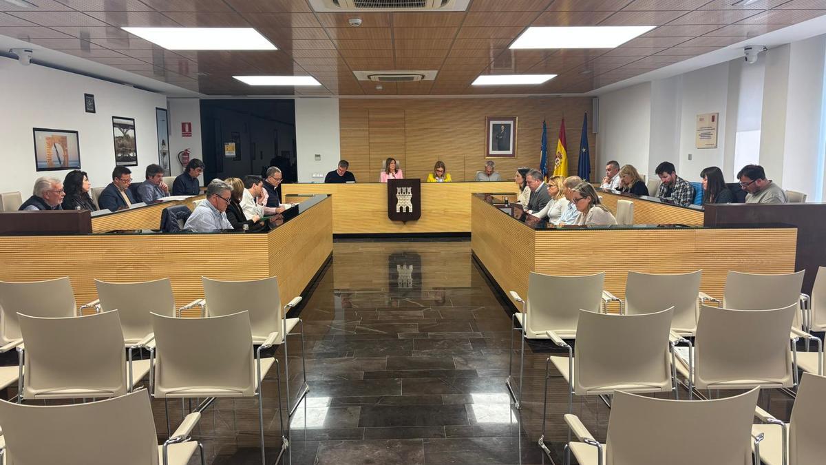 Almassora renovará las luminarias de las tres rotondas de la CV-18 para mejorar la seguridad.