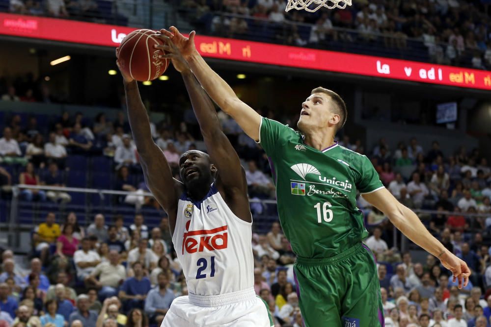 Mala imagen y nueva derrota del Unicaja en el Wizink Center de Madrid