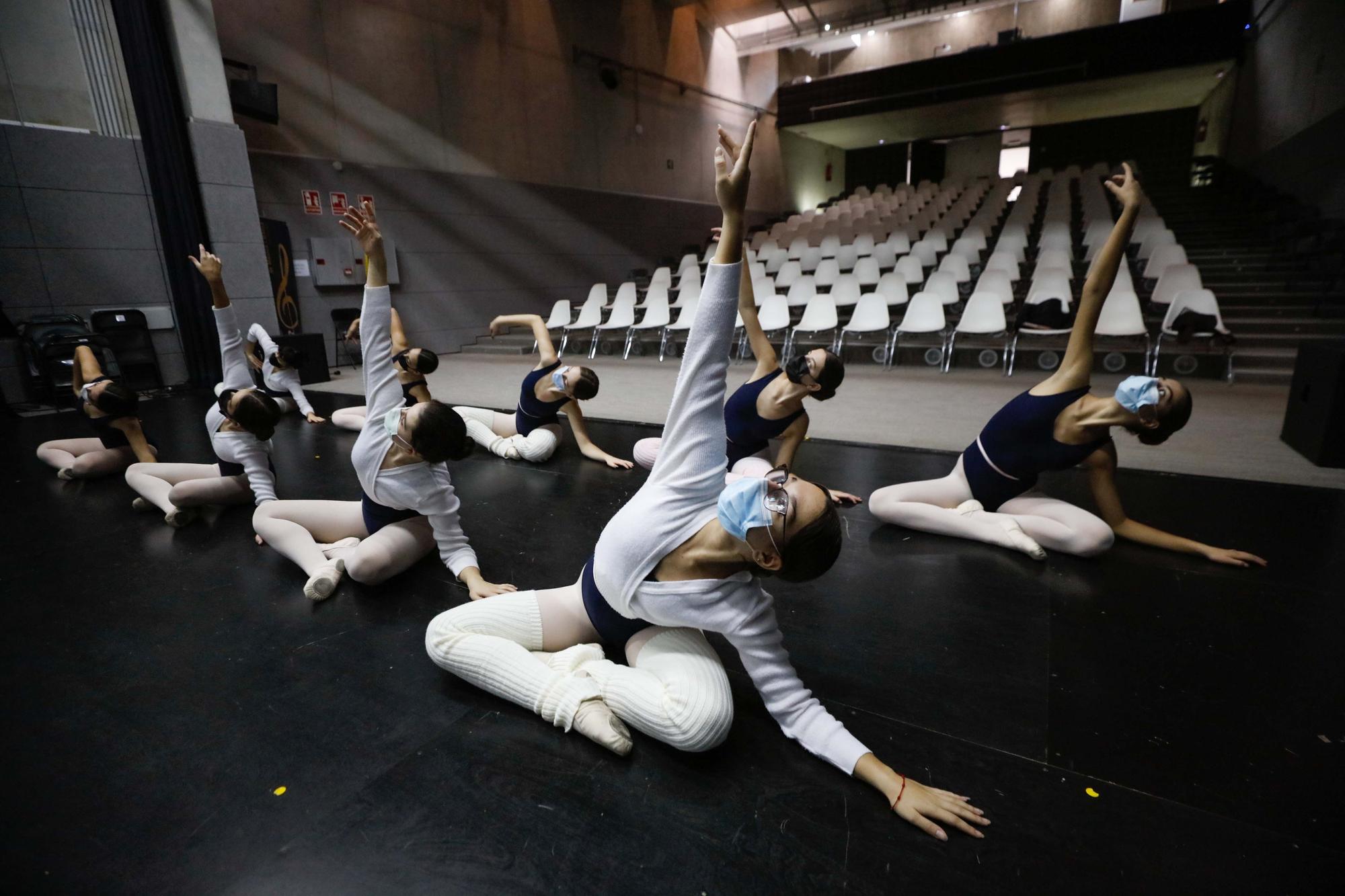 Clases de ballet en el conservatorio de Ibiza