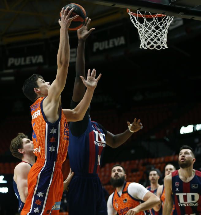 Valencia Basket Club - TD Systems Baskonia