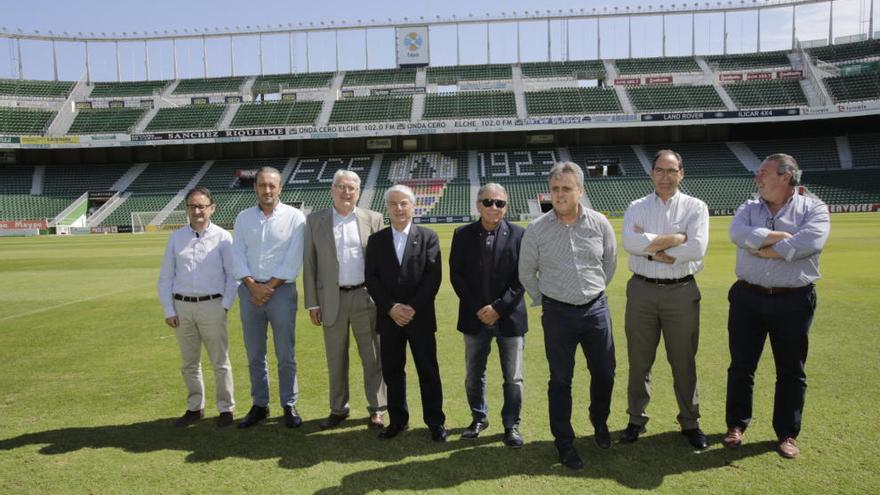 Segarra, Sánchez, Pascual, Serrano, Alberola, Contreras, Nohales y Oliver.