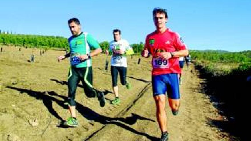 Juan Francisco Pérez y Cristina Hodgson, ganadores del 2º Duatlón