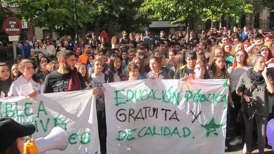 Educación cifra en el 78,43% en Cáceres y el 82,29% en Badajoz el seguimiento de la huelga contra la Lomce