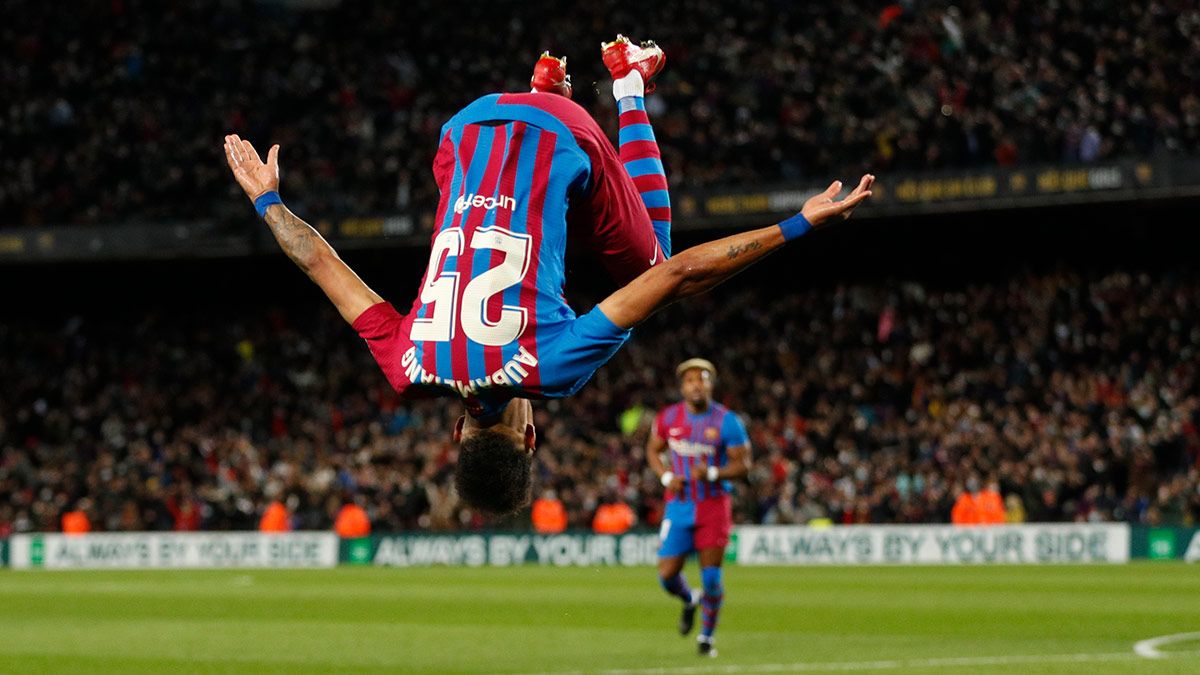 Aubameyang celebrando su gol