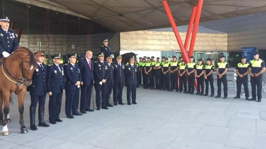 El patrón de la Policía Local sirve para reivindicar la Constitución