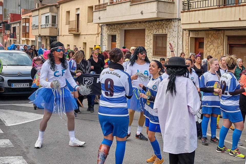Vilajuïga celebra el carnaval amb una cercavila