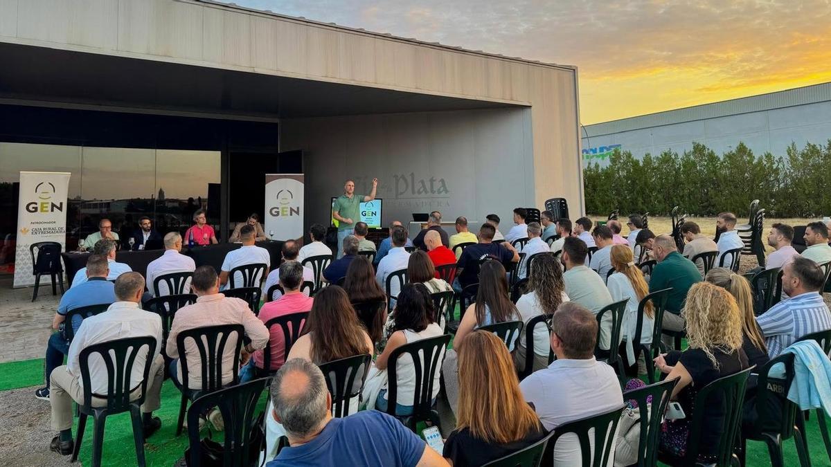 Jornada de negocios celebrada recientemente por GEN en el yacimiento de Huerta Montero