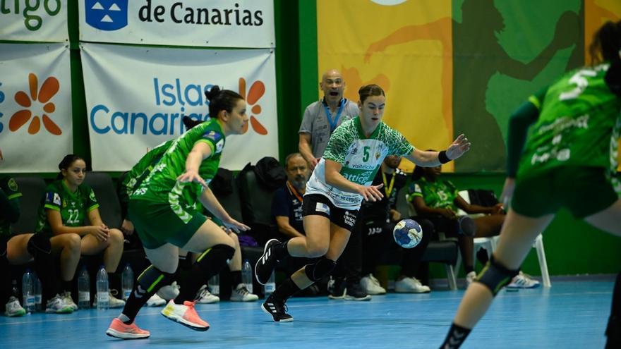 El AtticGo Elche sigue con su maldición en Canarias (28-26)