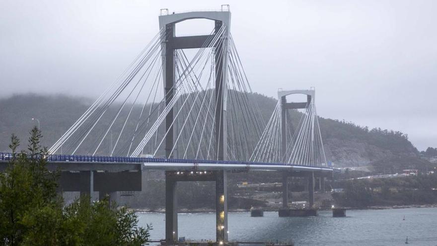 Panorámica del puente de Rande. // C. Graña