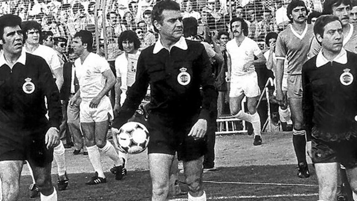 Ángel Franco Martínez, durante un partido.