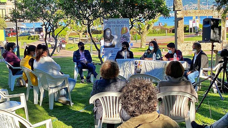 El acto, celebrado en los jardines del Concello.