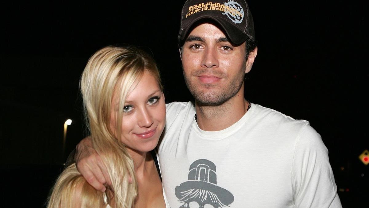 Enrique Iglesias y Anna Koumikova